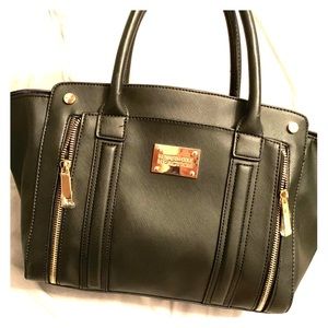 Kenneth Cole reaction purse